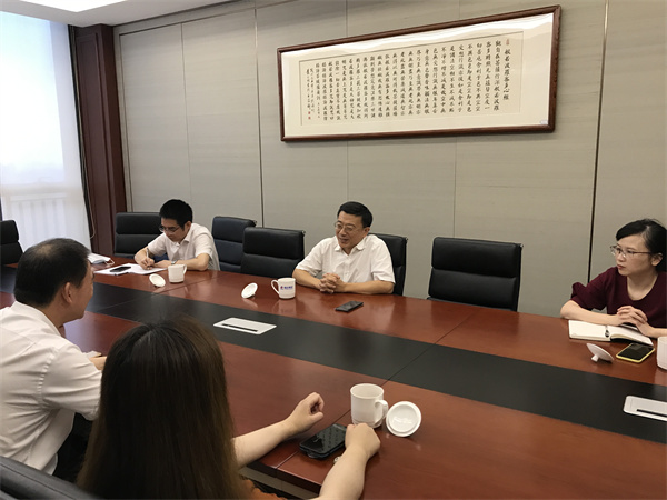 20220525省工商聯(lián)黨組成員唐小兵率隊(duì)調(diào)研指導(dǎo)商會(huì)工作2.jpg
