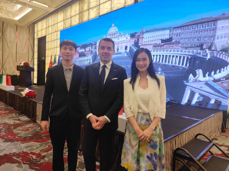 54a8eff9c2f77810975af9f10555f1c_副本.jpg